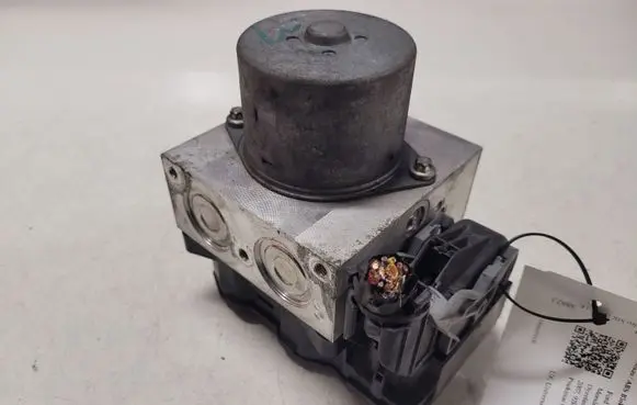 Ford Mondeo MK IV ABS Pump 8G912C405AB 16565704 54085037A