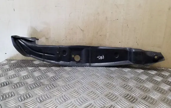 Audi A6 C7 Fender end trim 4G0821111