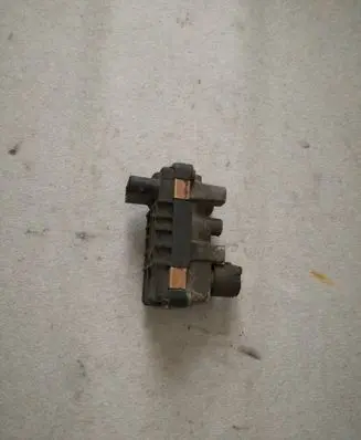 Peugeot 407 Turbine electric control actuator 6NW008412