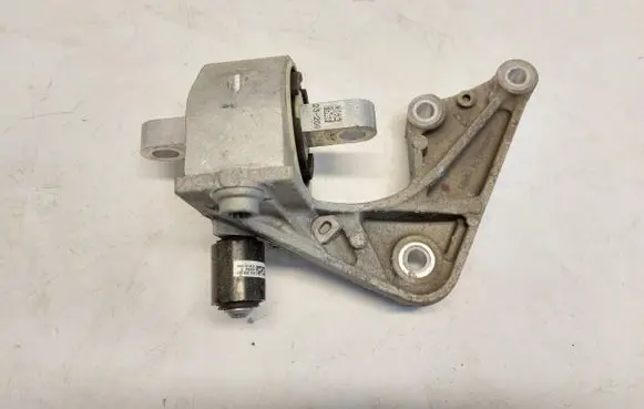 Porsche Taycan 9J1 Engine mount vacuum valve 9J1399233EJLK01