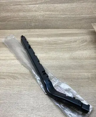 Mercedes-Benz E A207 Rear bumper mounting bracket A2078850821