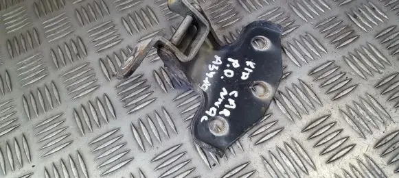KIA Carnival Front door upper hinge