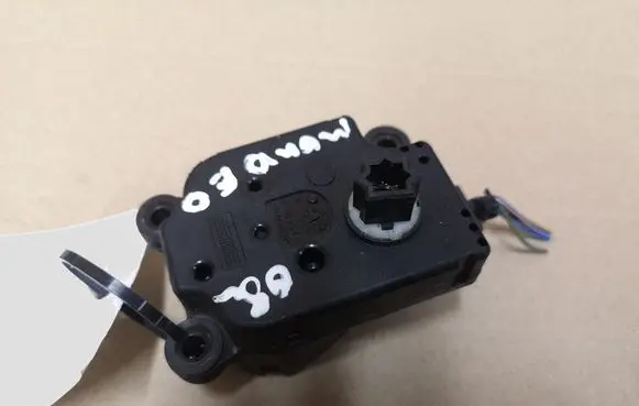 Ford Mondeo MK IV Air flap motor/actuator 3M5H19E616AB