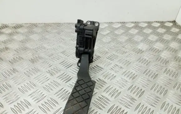 Volkswagen Transporter - Caravelle T5 Accelerator throttle pedal 7H1723503H