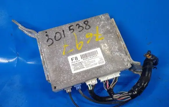 Lexus IS 220D-250-350 Central body control module 8674133050
