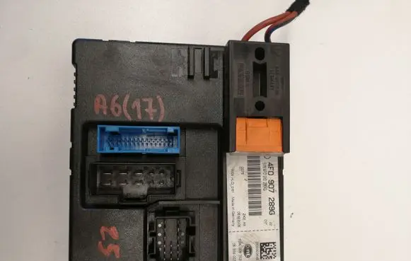 Audi A6 S6 C6 4F Light module LCM 4F0907289G 4F0910289G
