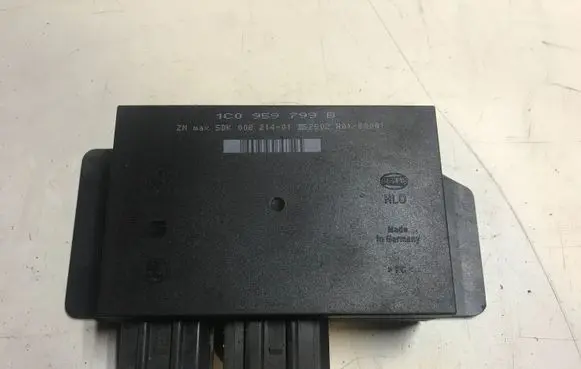 Audi A4 S4 B7 8E 8H Comfort/convenience module 1J0959799B 5DK00821401