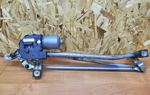 Volvo XC60 Front wiper linkage and motor 31333455 201407101 3397021531