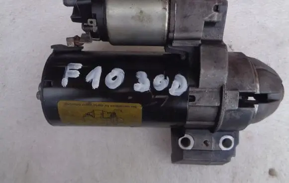 BMW 5 F10 F11 Starter motor 7801203