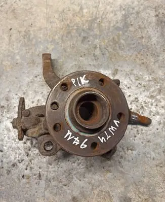 Volkswagen Transporter - Caravelle T4 Front wheel hub