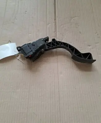 Mazda 3 I Accelerator throttle pedal 4M519F836AH
