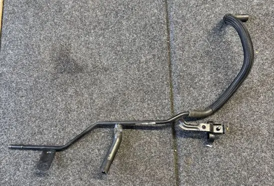 Volkswagen Tiguan Engine coolant pipe/hose 5K0121064J 310219