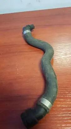 Mercedes-Benz E W211 Engine coolant pipe/hose A2118300496