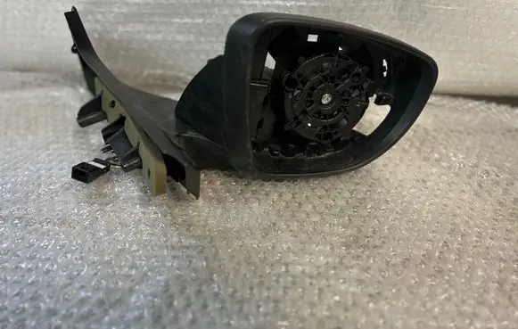 Renault Zoe Front door electric wing mirror 963016804R