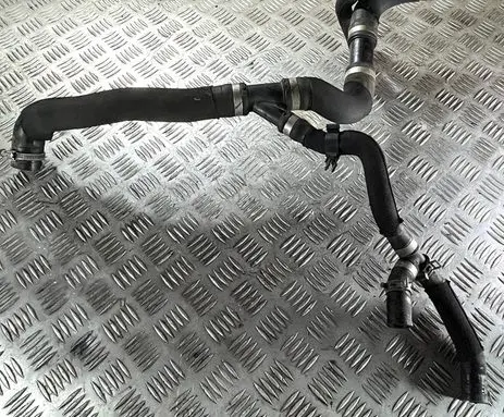 Volvo V60 Engine coolant pipe/hose 31319796