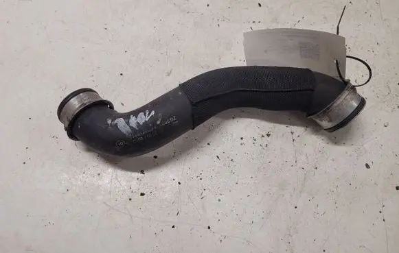 Mercedes-Benz E W212 Engine coolant pipe/hose A2125018282