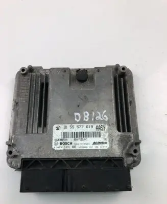 Opel Insignia A Engine control unit/module ECU 55577619 0281017453