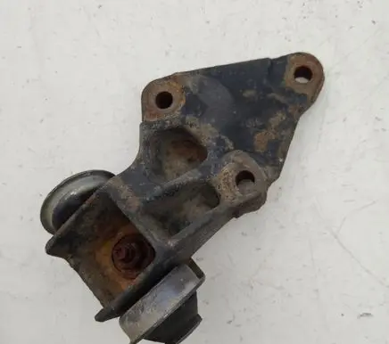 Citroen Berlingo Engine mounting bracket 9651903880