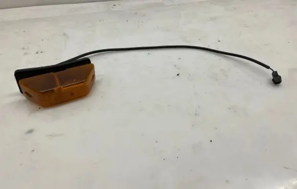 Mercedes-Benz Sprinter W907 W910 Front fender indicator light A048499
