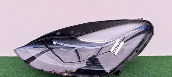 Tesla Model Y Headlight/headlamp 1514952-00-D