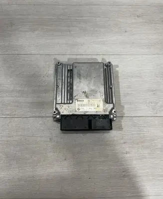 BMW 5 E60 E61 Engine control unit/module 7806987 0281014436 170031663