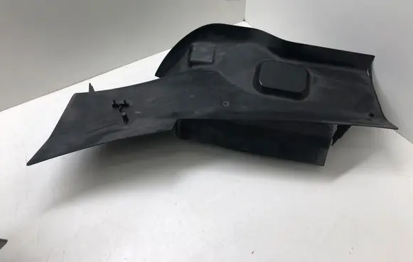 Volkswagen PASSAT B8 Other engine bay part 3G2815159
