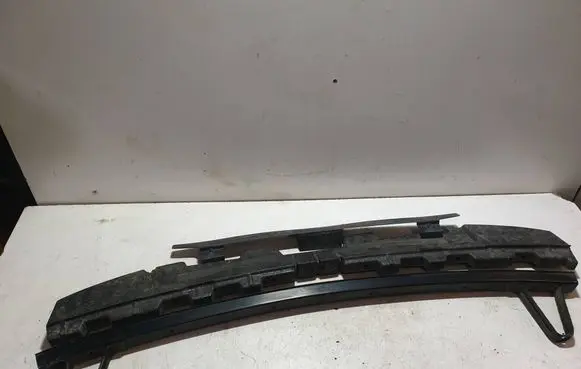 Nissan Qashqai Front bumper foam support bar 62084BR00A