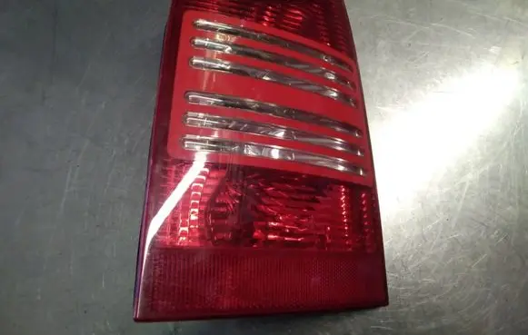 Skoda Octavia Mk1 (1U) Rear/tail lights 1U9945095C 1U9945111C