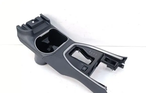 Subaru Outback (BT) Center console 92121AN13A S22008230