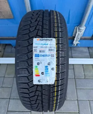 Volkswagen Polo VI R16 winter tire 8808563415437