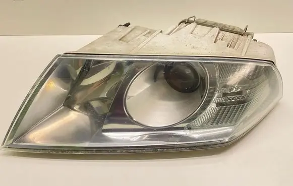 Skoda Octavia Mk2 (1Z) Headlight/headlamp