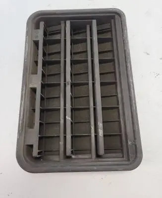 BMW X3 E83 Quarter panel pressure vent 6962293