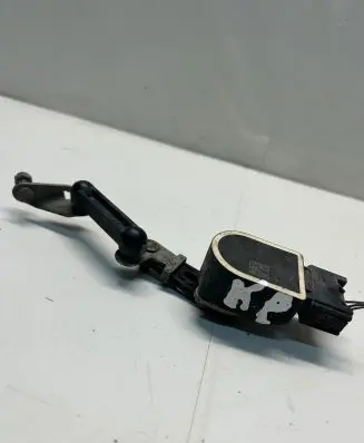 BMW 5 F10 F11 Headlight/headlamp level sensor 