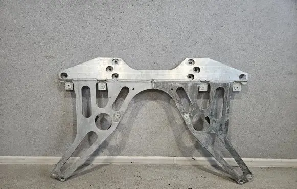 BMW X4M F98 Other under body part 8077347