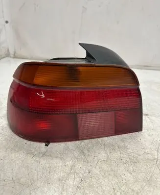 BMW 5 E39 Rear/tail lights 8358031