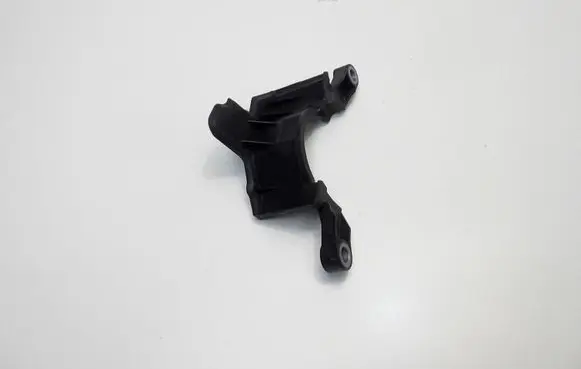 Volvo XC40 Gearbox mounting bracket 32240932