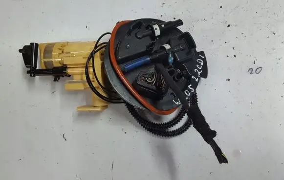 Mercedes-Benz C W205 In-tank fuel pump A2054701694