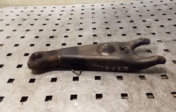 Honda CR-V Clutch release arm fork 