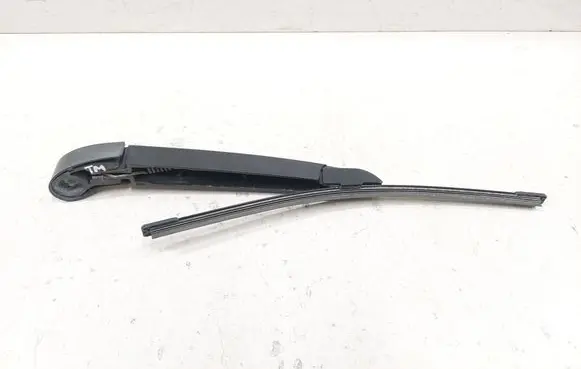 Hyundai i30 Rear wiper blade arm 08394