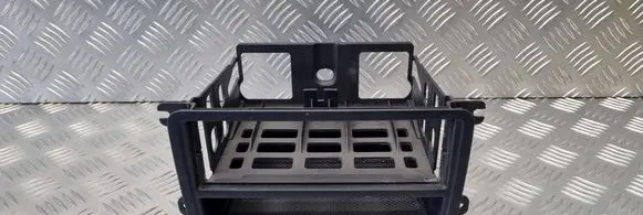 Skoda Octavia Mk2 (1Z) Radio/GPS head unit trim 1T0857058B
