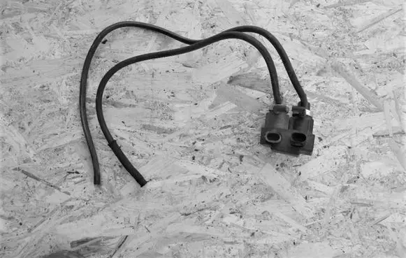 Audi A6 S6 C5 4B Turbo solenoid valve 059906629B