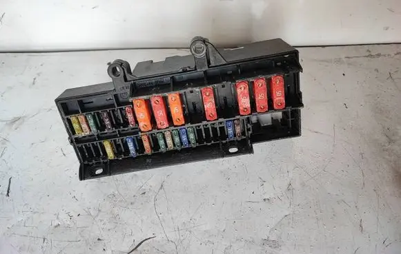 BMW 7 E65 E66 Fuse module 6900582