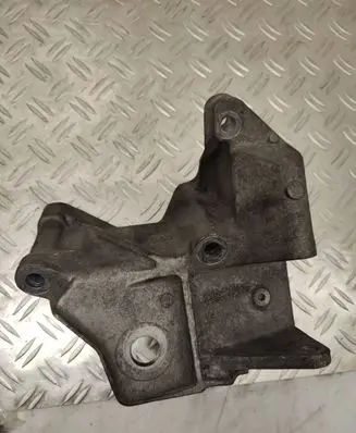 Volvo V60 Engine mounting bracket 6G926P096FC AIS18C03F8