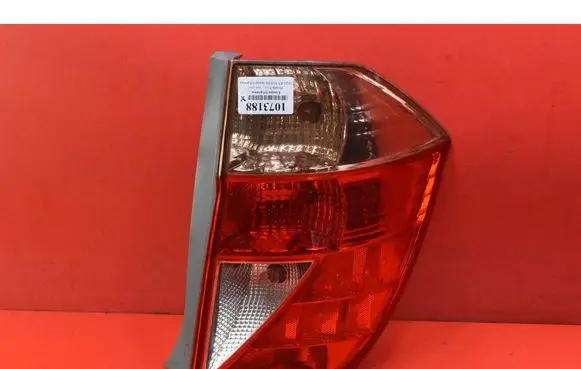 Honda FR-V Rear/tail lights 