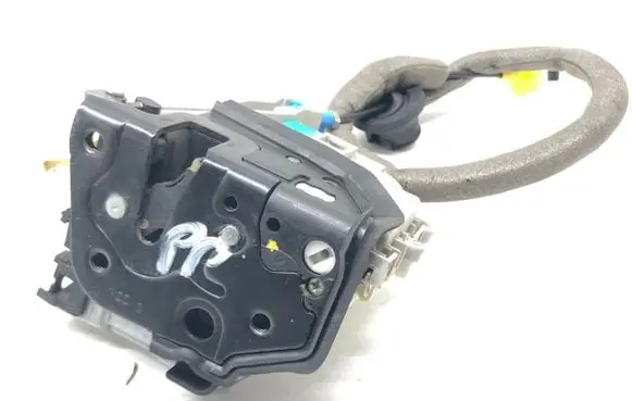 Audi Q3 8U Front door lock 8J1837016F