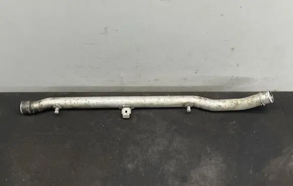 Audi TT TTS Mk2 Intercooler hose/pipe 4F0145731AD