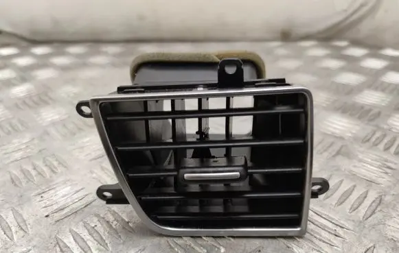 Audi A8 S8 D4 4H Dashboard air vent grill cover trim 4H2820952 4H2820951
