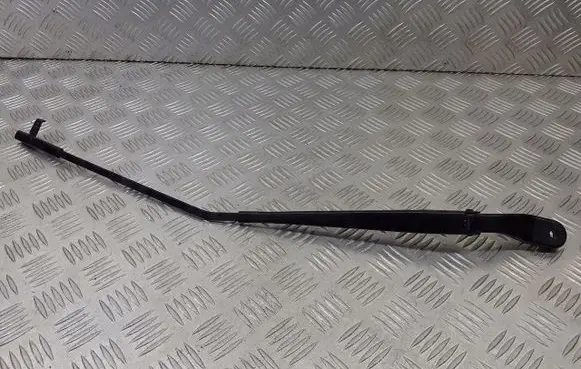 Alfa Romeo 159 Front wiper blade arm