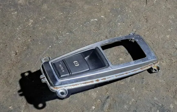 BMW X6 E71 Hand parking brake switch 9148508 6975437