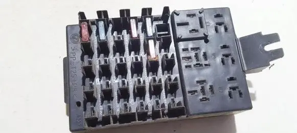 Alfa Romeo 166 Fuse box set A223